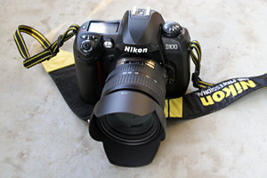 Nikon D100